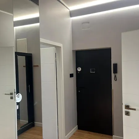 Apartmate- In The Heart Of Oldtown *