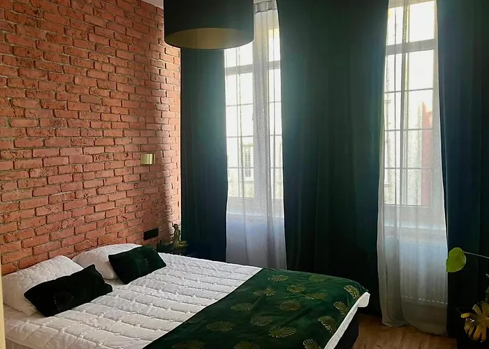 Apartmate- In The Heart Of Oldtown *