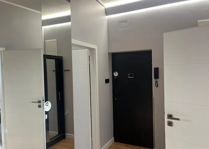 Apartmate- In The Heart Of Oldtown *